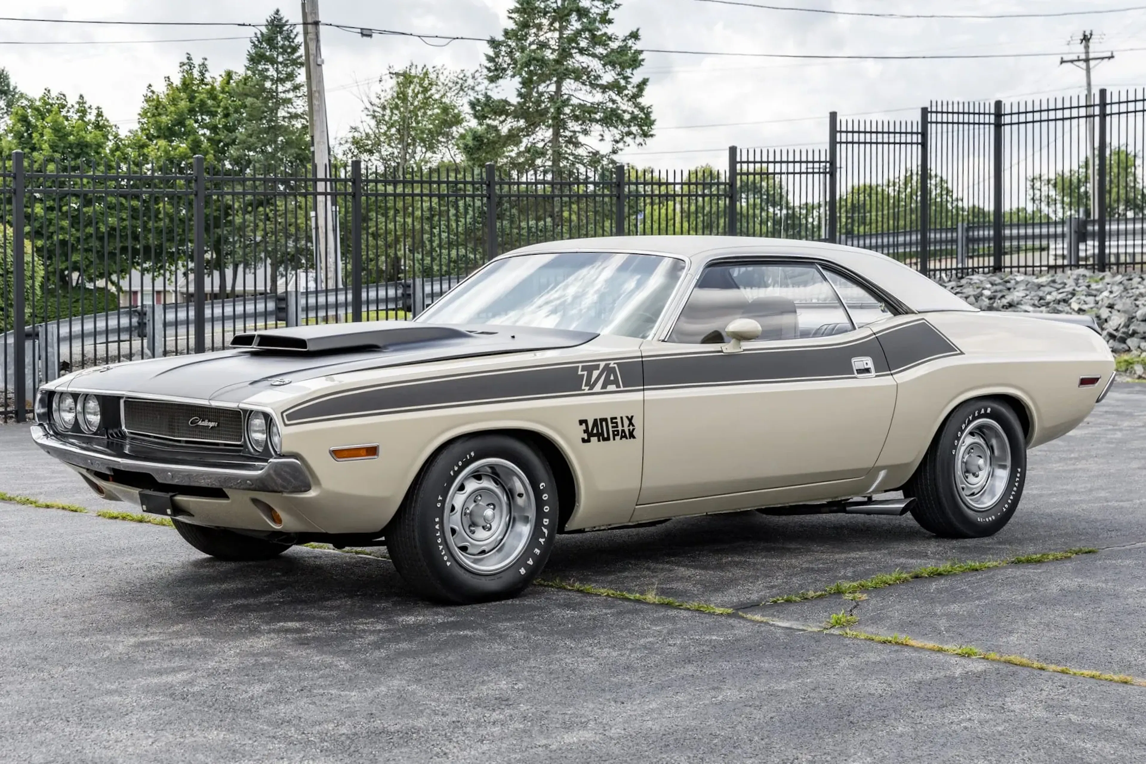 1970 Dodge Challenger VIN JH23J0B300766 | Hagerty Valuation Tools®